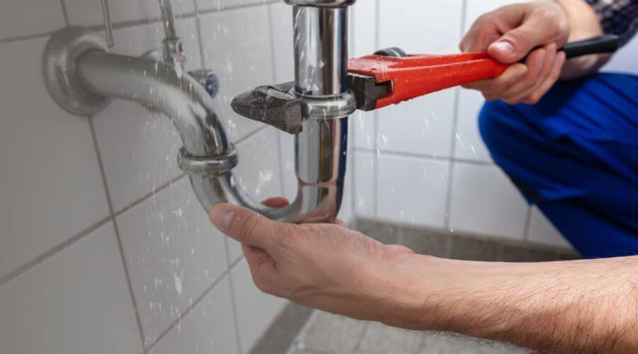 Expert burst pipe repair services in Mina, NV